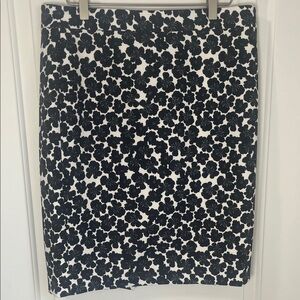 J. Crew Black and White Floral Pencil Skirt - Size 10